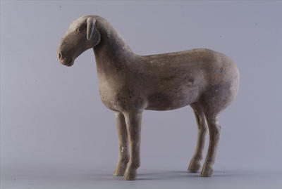 西汉彩绘陶绵羊