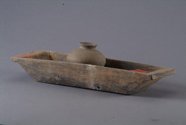西汉带陶罐的舟形器